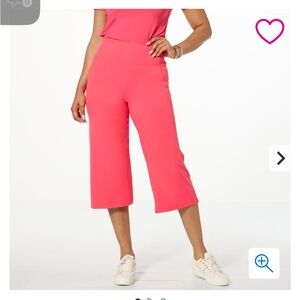 Joy Maroon Capri Power Pants L